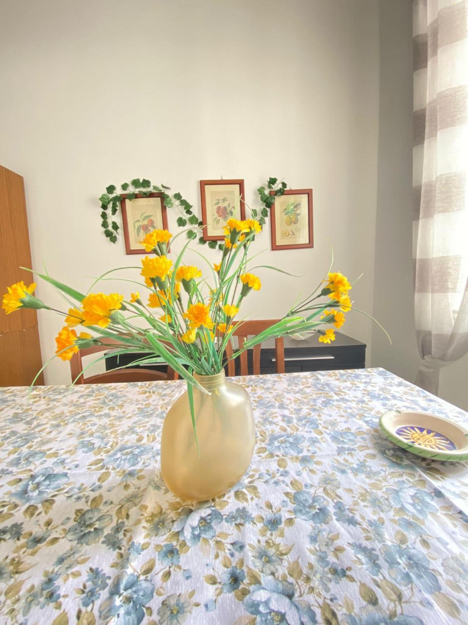 Euploia Apartment Isquia Exterior foto